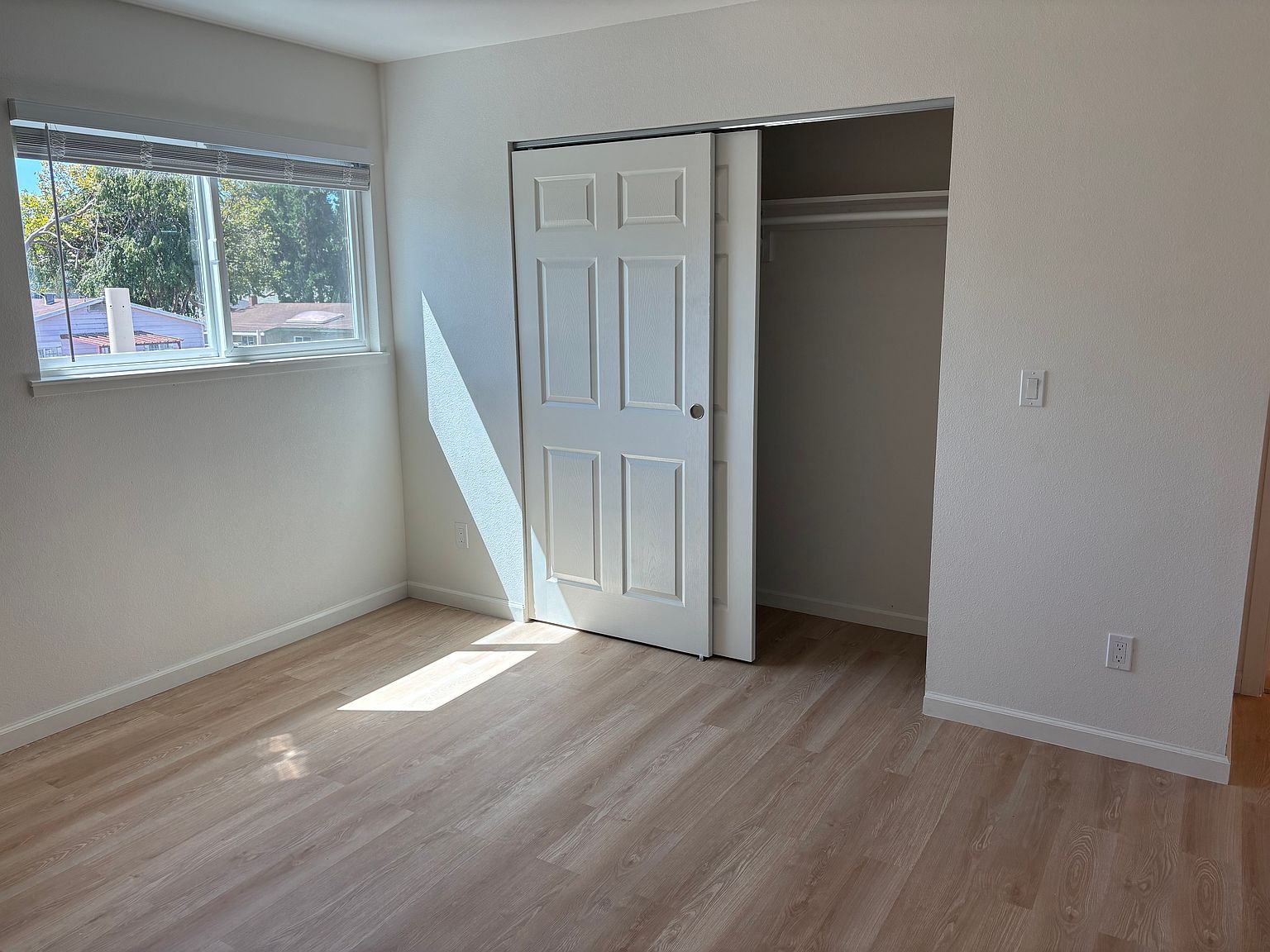 2BR/1BA Apartment on 84th Ave · Oakland photo 5