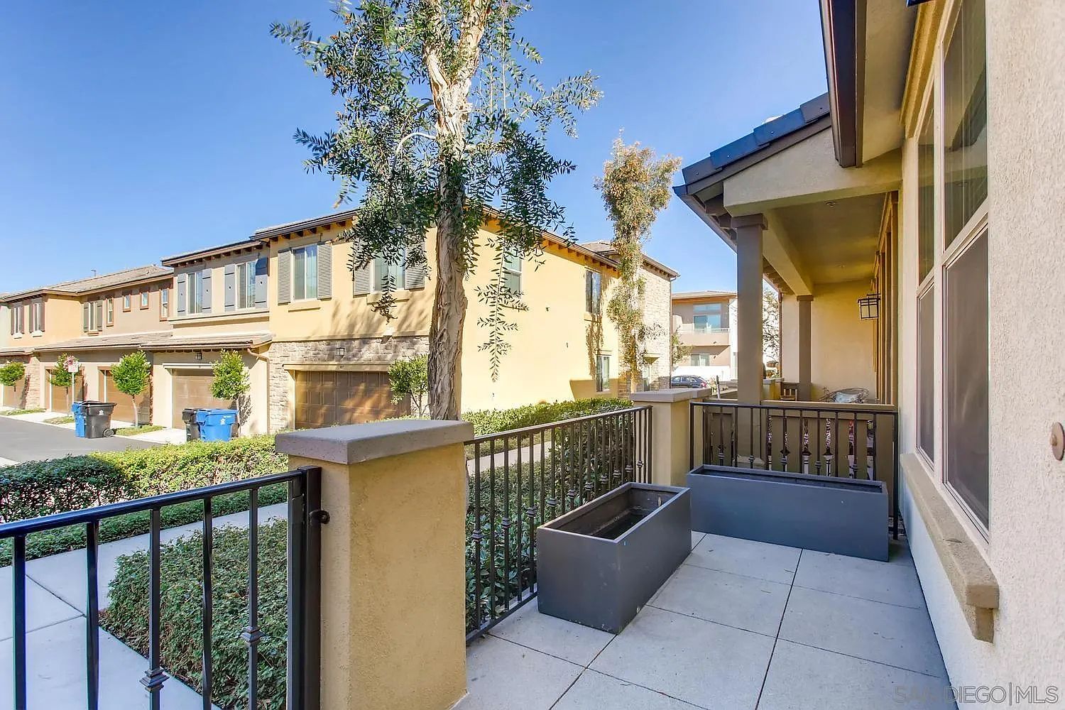 10678 Village Haven Trl photo 2