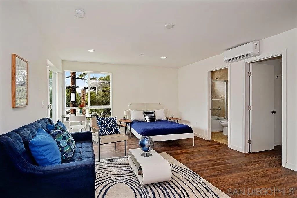 3580 4th Ave Studio C photo 2
