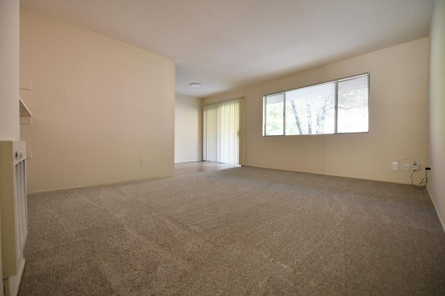 2537 Regent St. photo 5