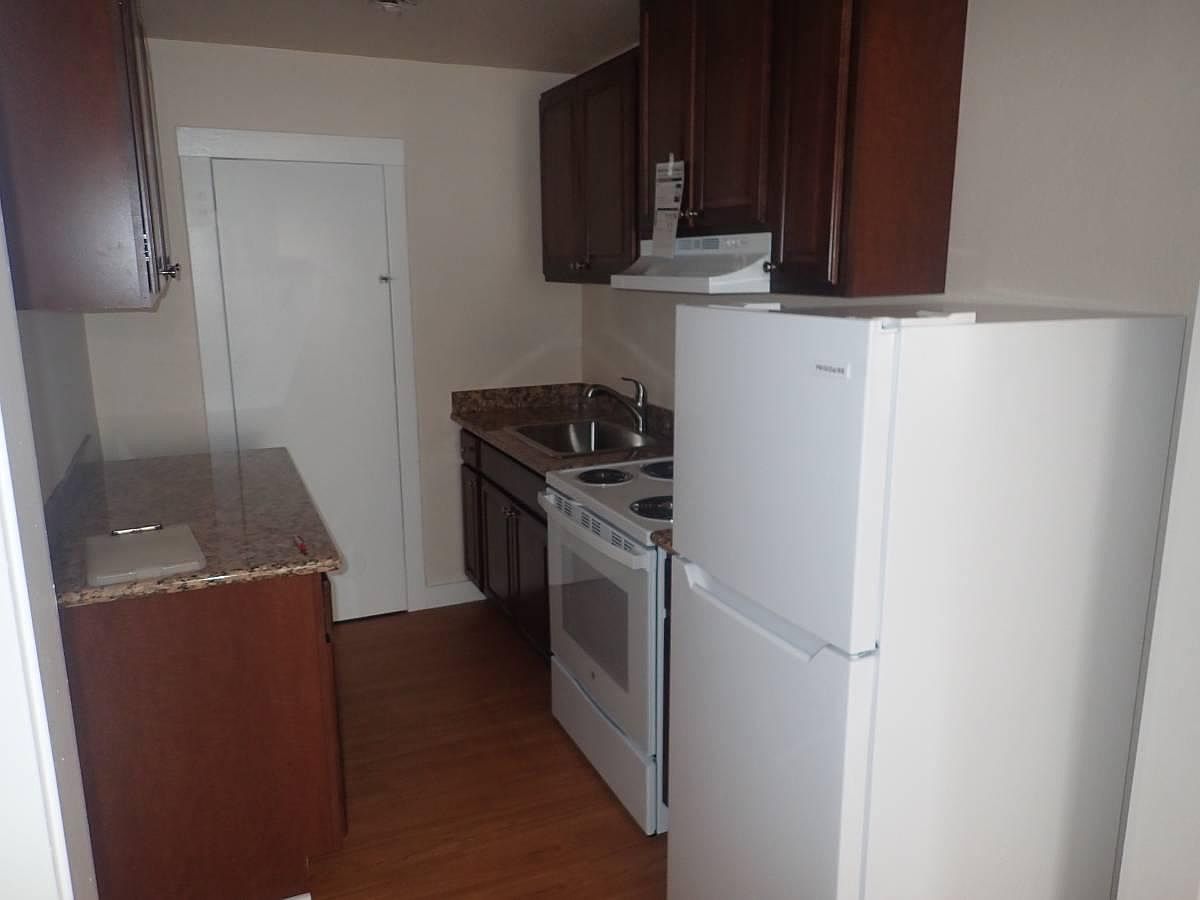 1506 Buena Vista Ave Alameda, CA 94501