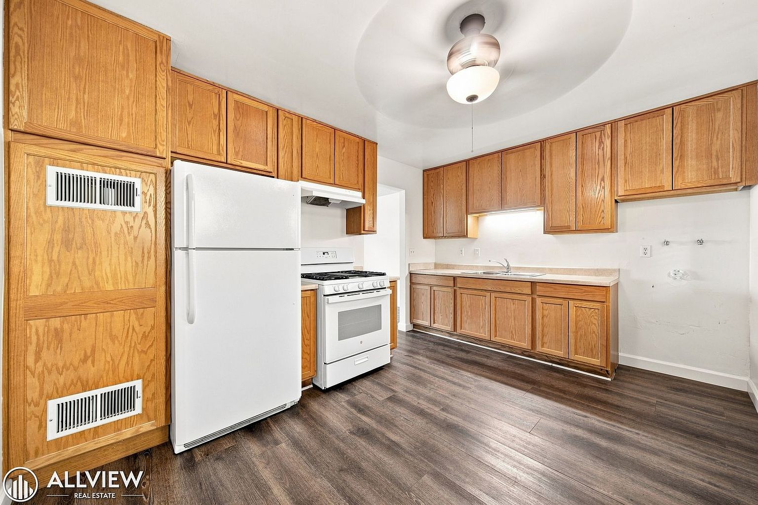 1245-1251 Lyons Ln photo 3