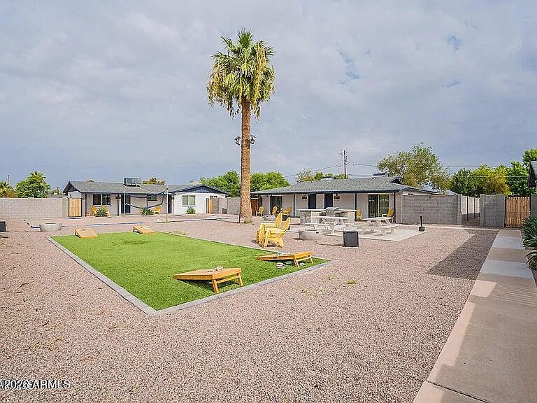 1208 E Tempe Dr photo 4