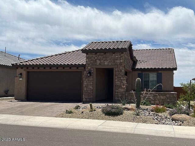 27389 W Wahalla Ln Buckeye, AZ 85396 photo 2
