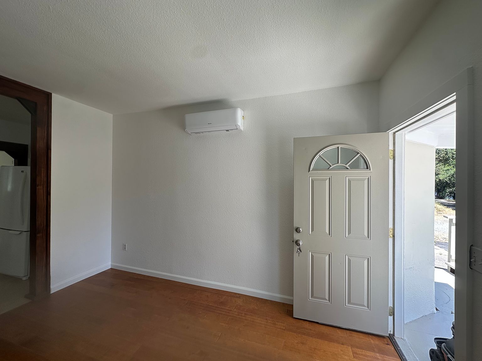 19290 Oak Glen Ave photo 5