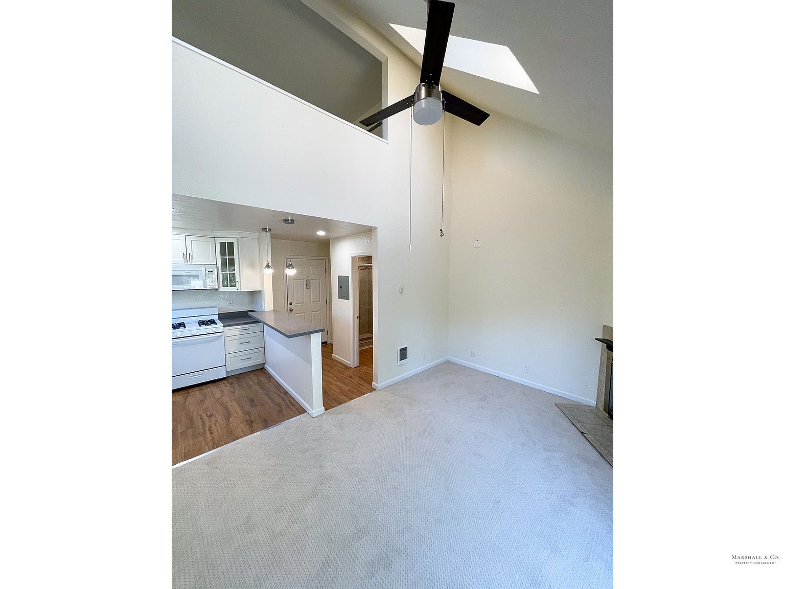 419 Prospect Dr photo 4