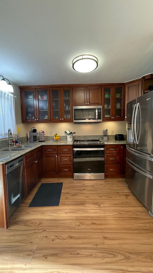 3158 Club Cir E photo 3