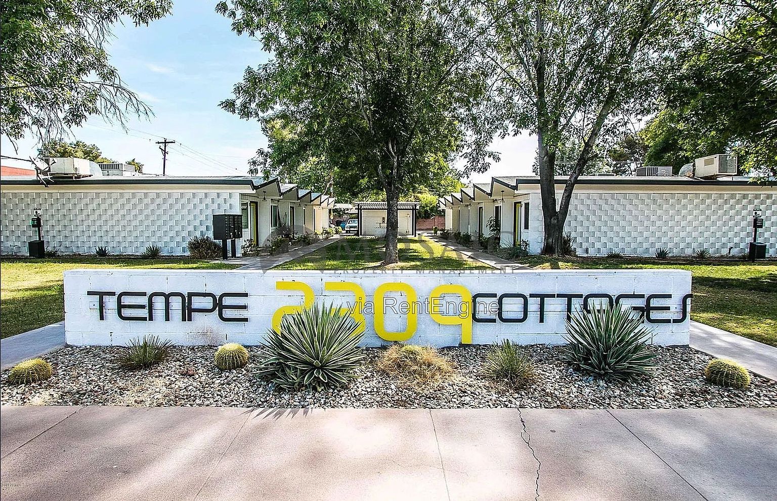 2309 S College Ave Tempe, AZ 85282 photo 3