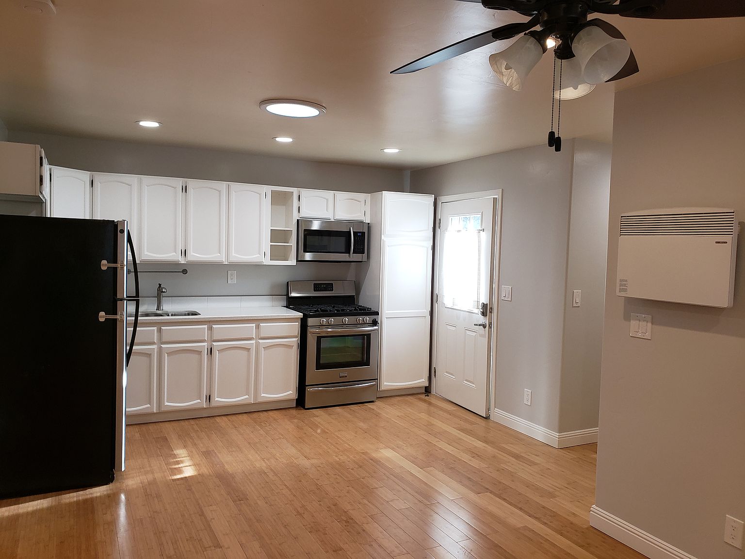 37791 Iron Horse Ln photo 3