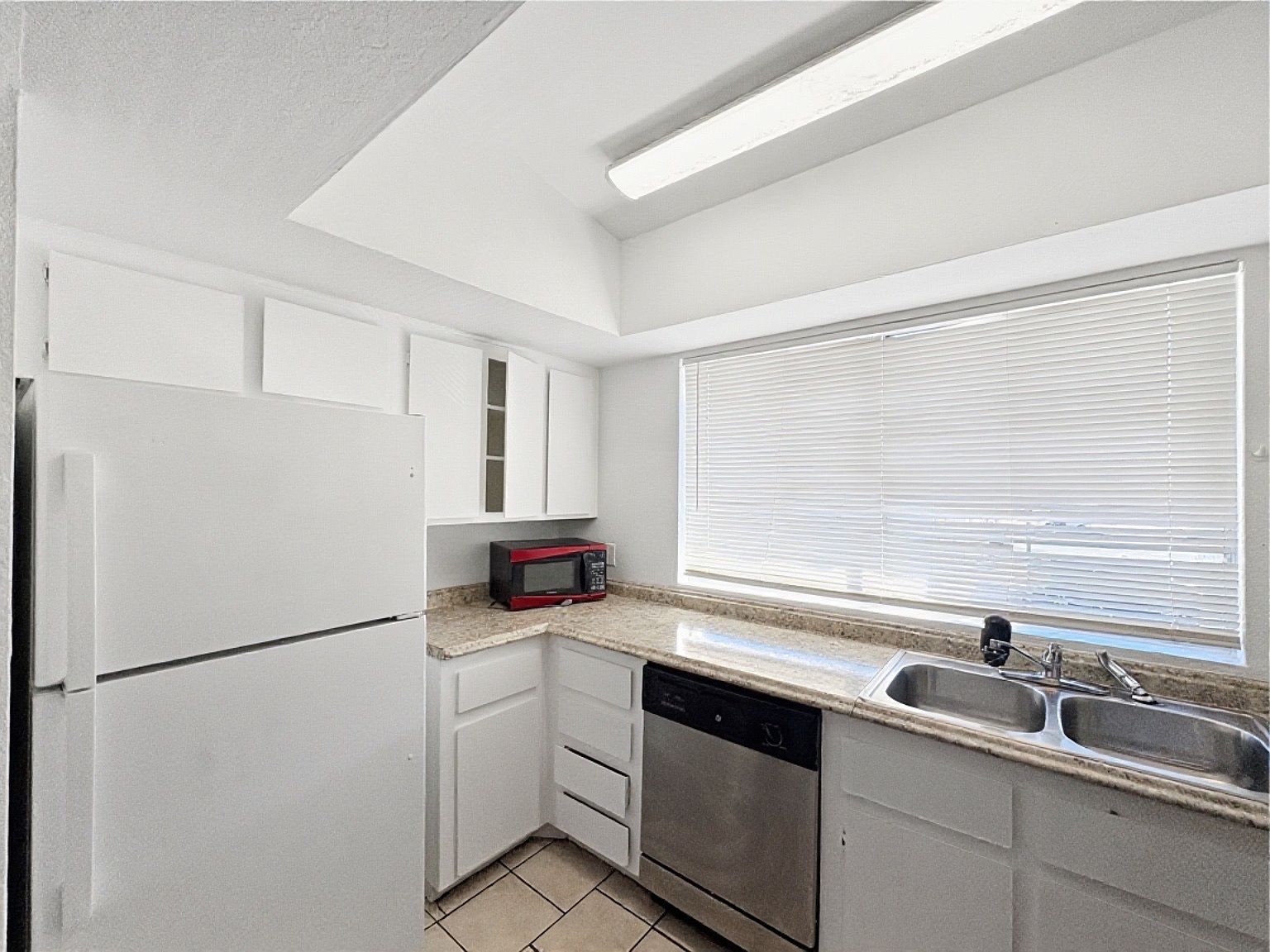10820 N 16th Ave photo 5