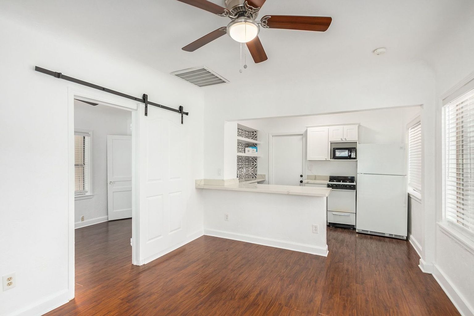 412 North 11th St Phoenix, AZ 85006 photo 2