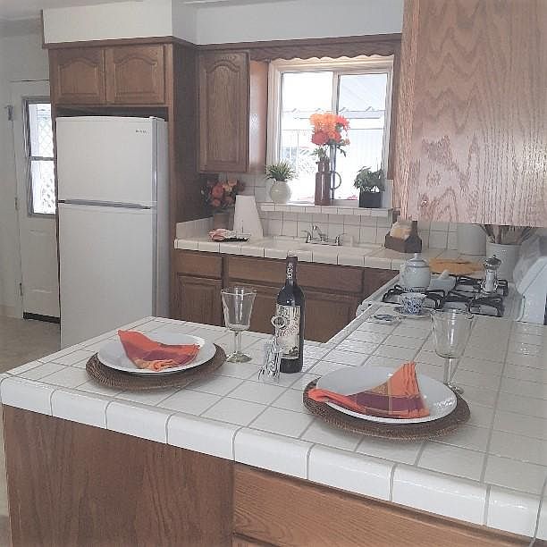 88 Candlewood Dr photo 3