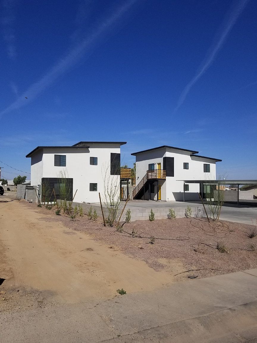 813 E Siesta Dr Phoenix, AZ 85042 photo 3