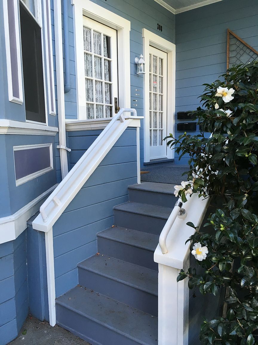 310 G St photo 4