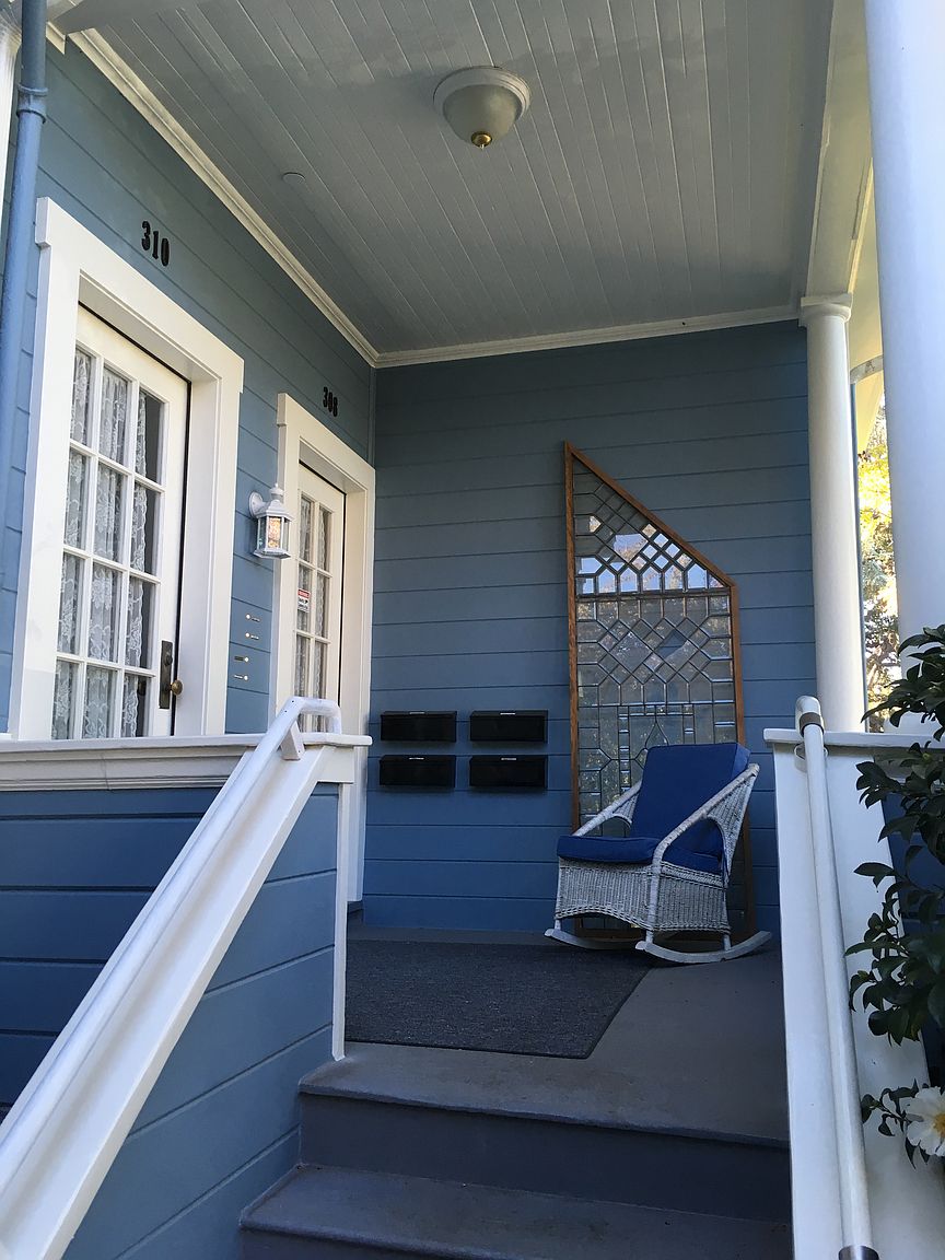 310 G St photo 3