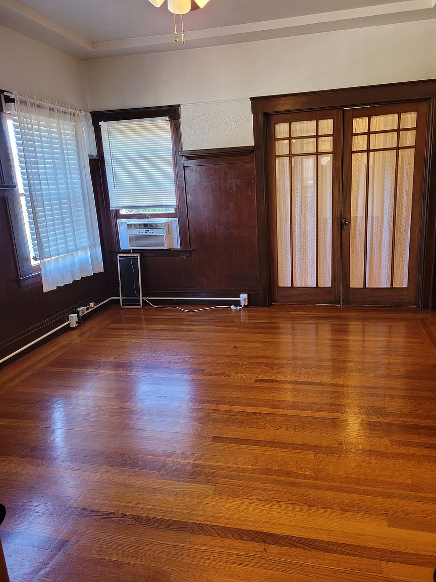 5606 Taft Ave photo 5