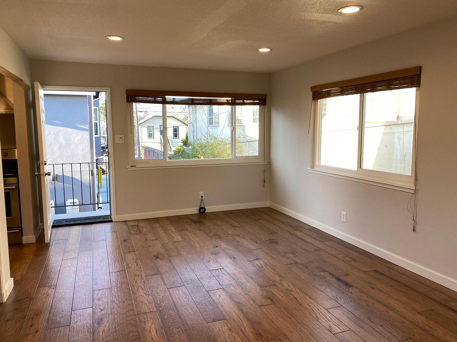 1612 62nd St photo 4