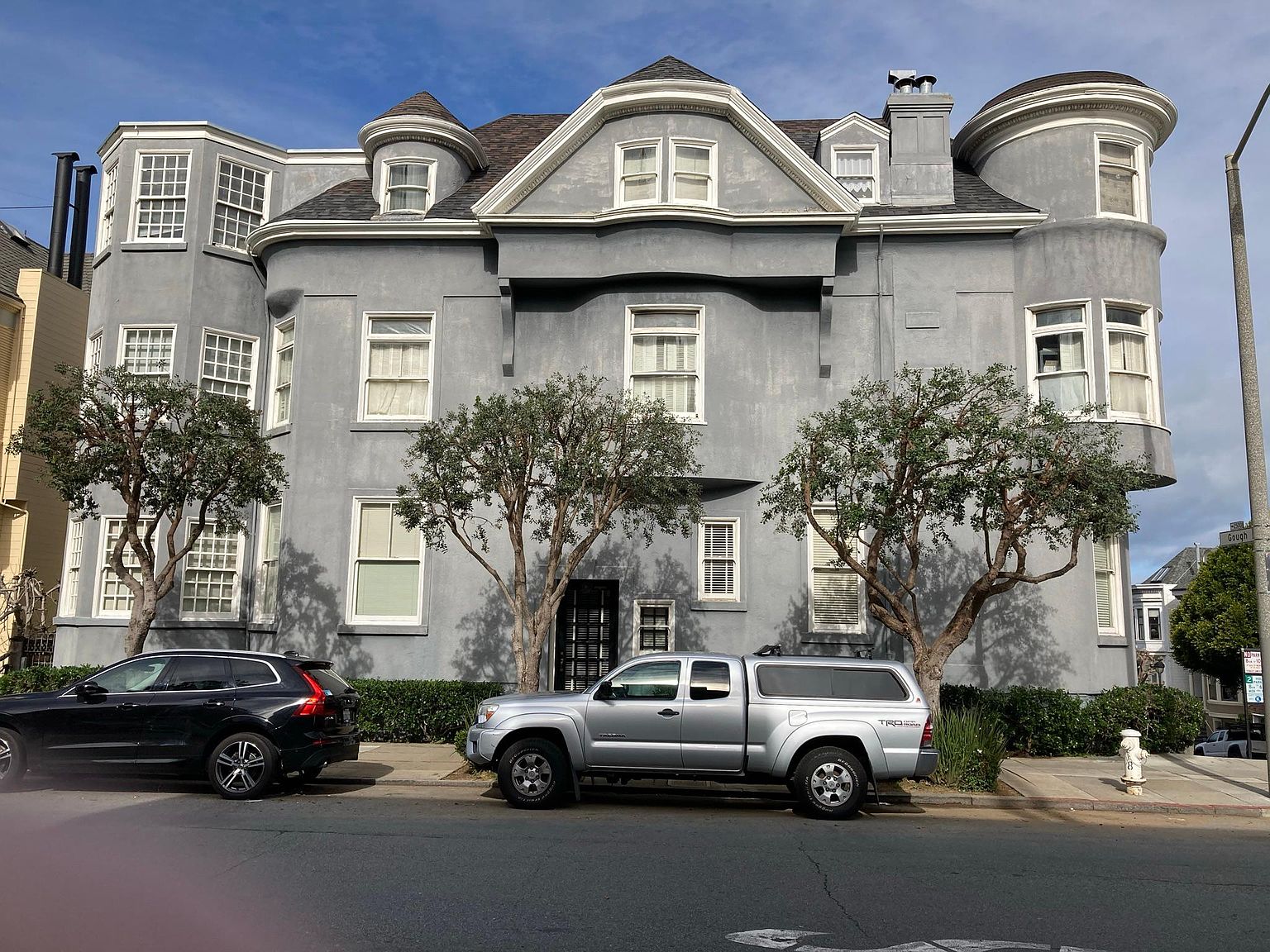 2BR/1BA Other on Gough St · San Francisco photo 4