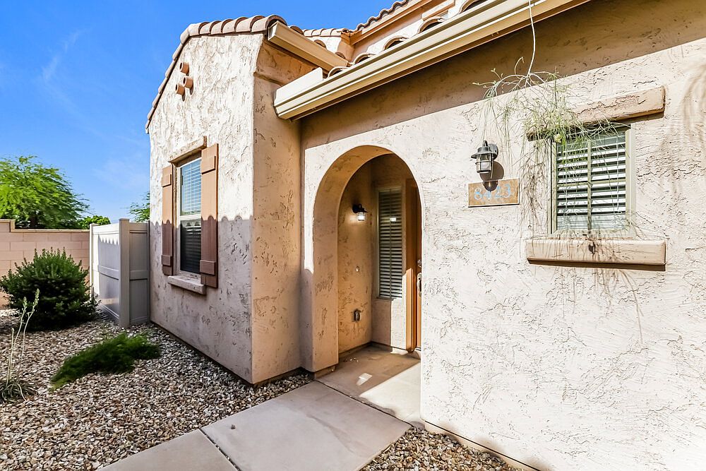 8423 W Vernon Ave # 113 photo 2