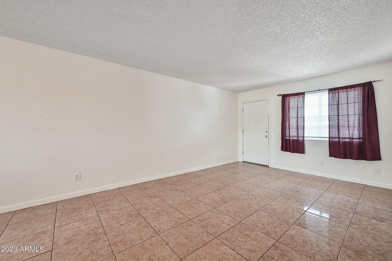 1815 N Spg #202 photo 3