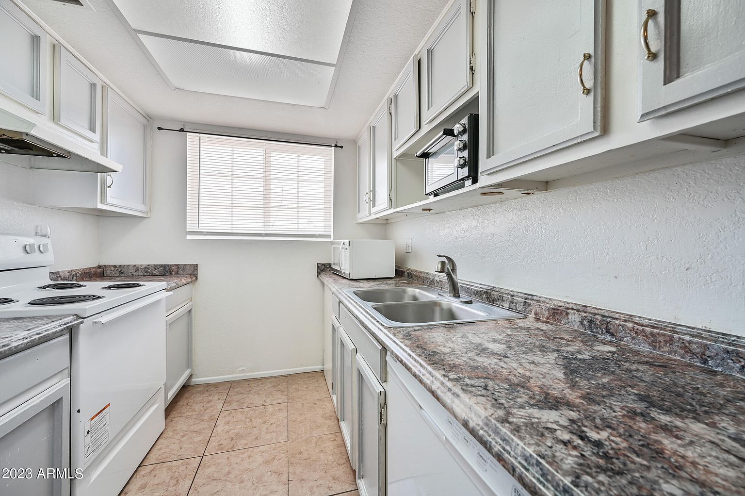 1815 N Spg #202 photo 5