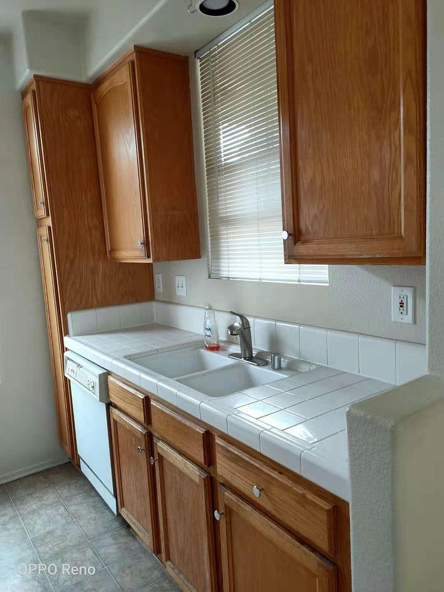 8654 New Salem St photo 5