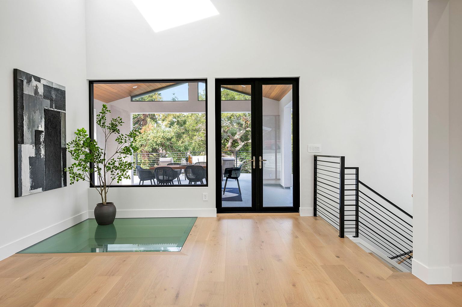 5883 Margarido Dr photo 5