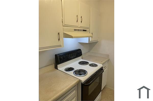 2201 Lemontree Way photo 5