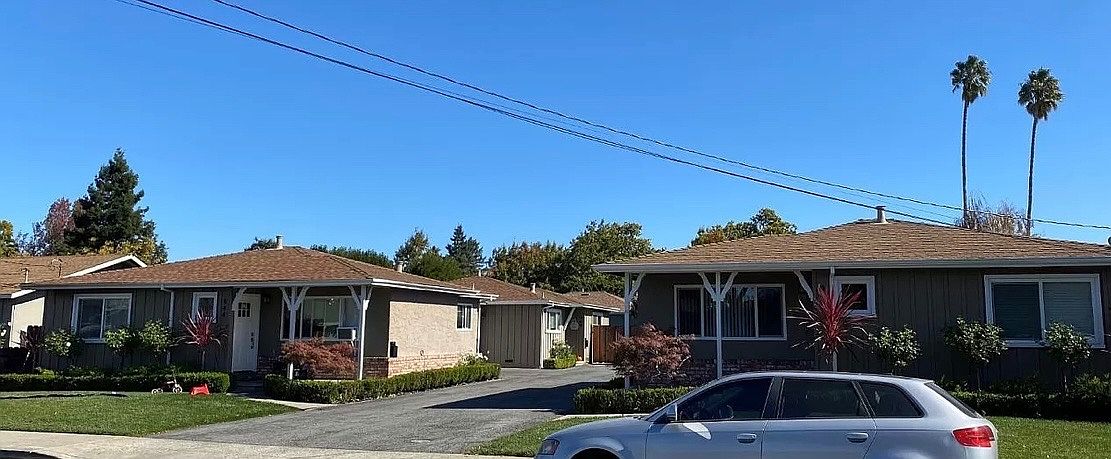 942 Rose Ave photo 4