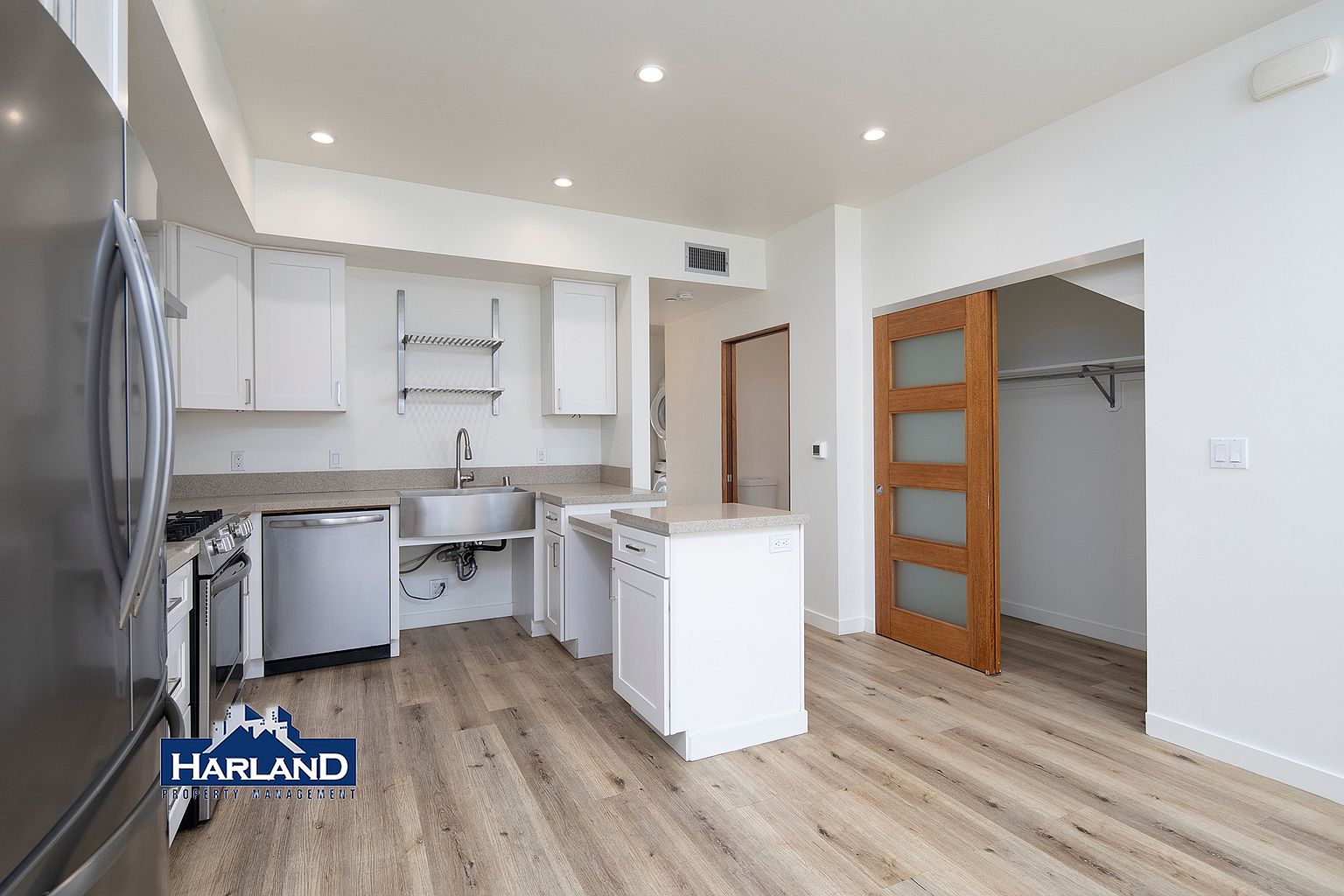 3333 Reynard Way photo 4