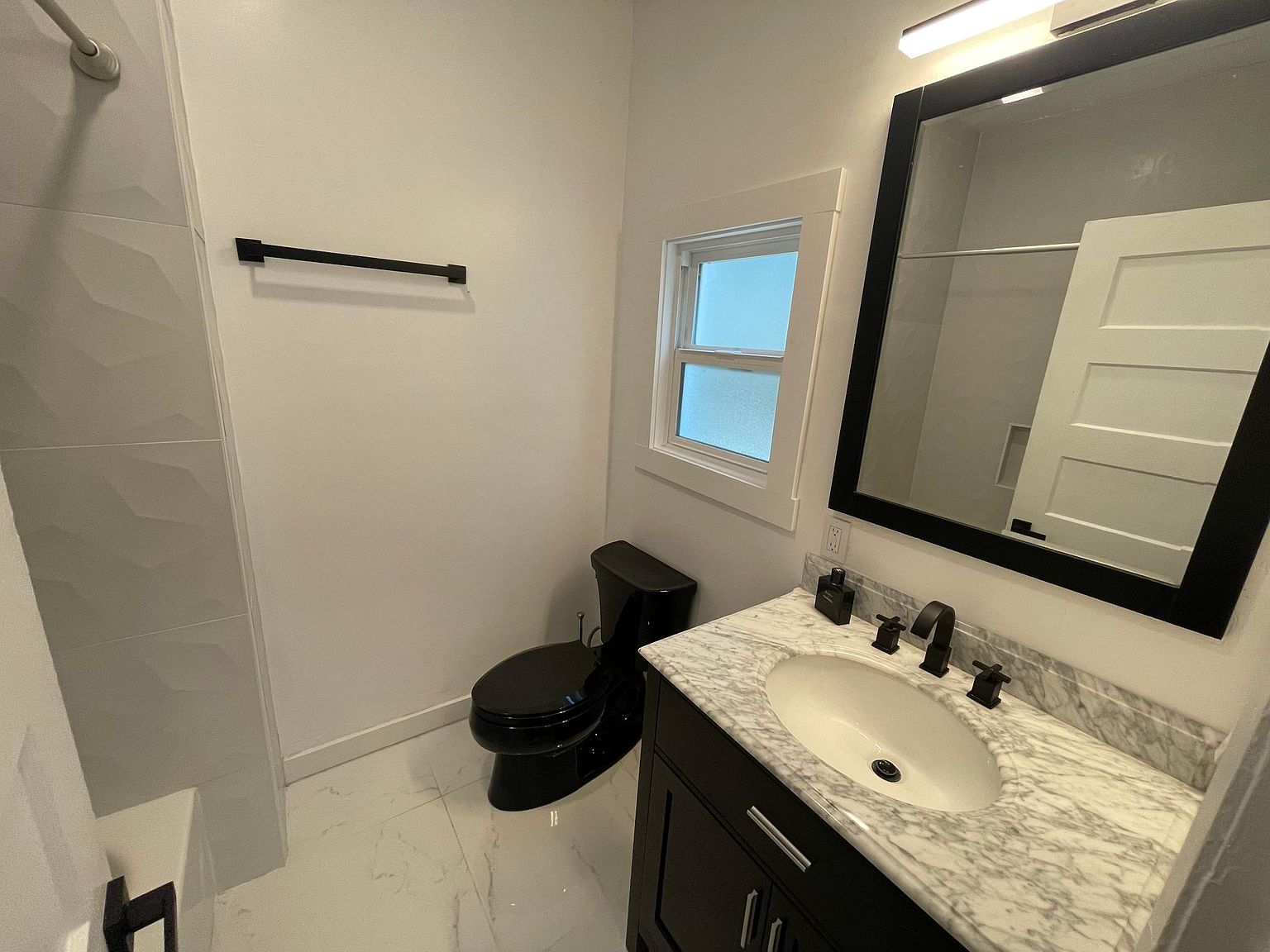 1515 Broadway photo 5