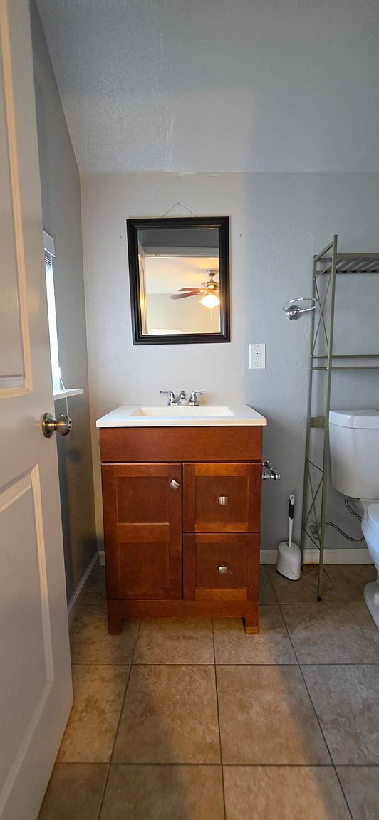 4 Benita Way photo 5