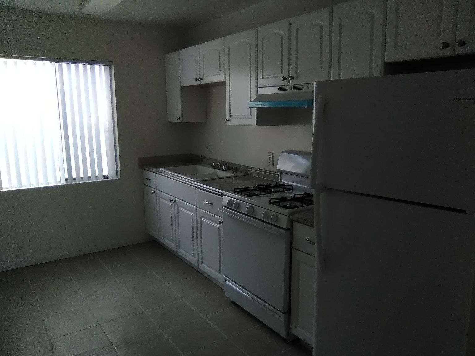 4174 Yale Ave photo 2