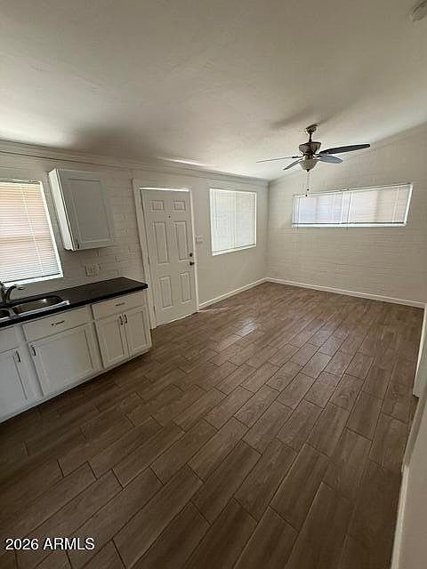 2308 N 28th Pl Phoenix, AZ 85008 photo 3