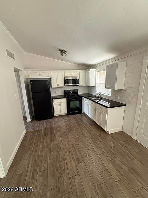 2308 N 28th Pl Phoenix, AZ 85008 photo 2