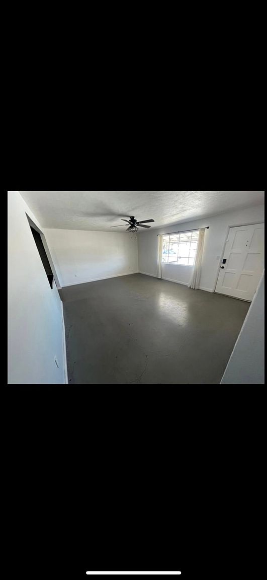 512 N Ironwood Dr photo 2