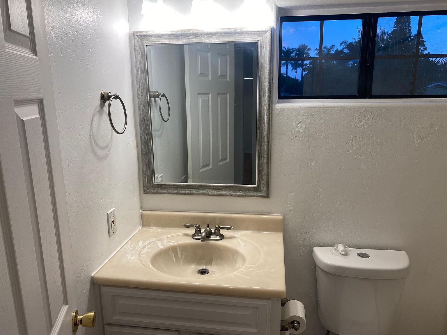 1002 Vale View Dr photo 5
