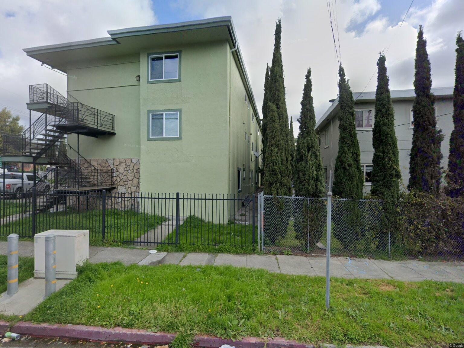 6400 Macarthur Blvd photo 2
