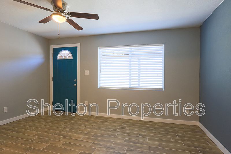 1747 E Virginia Ave Phoenix, AZ 85006 photo 2