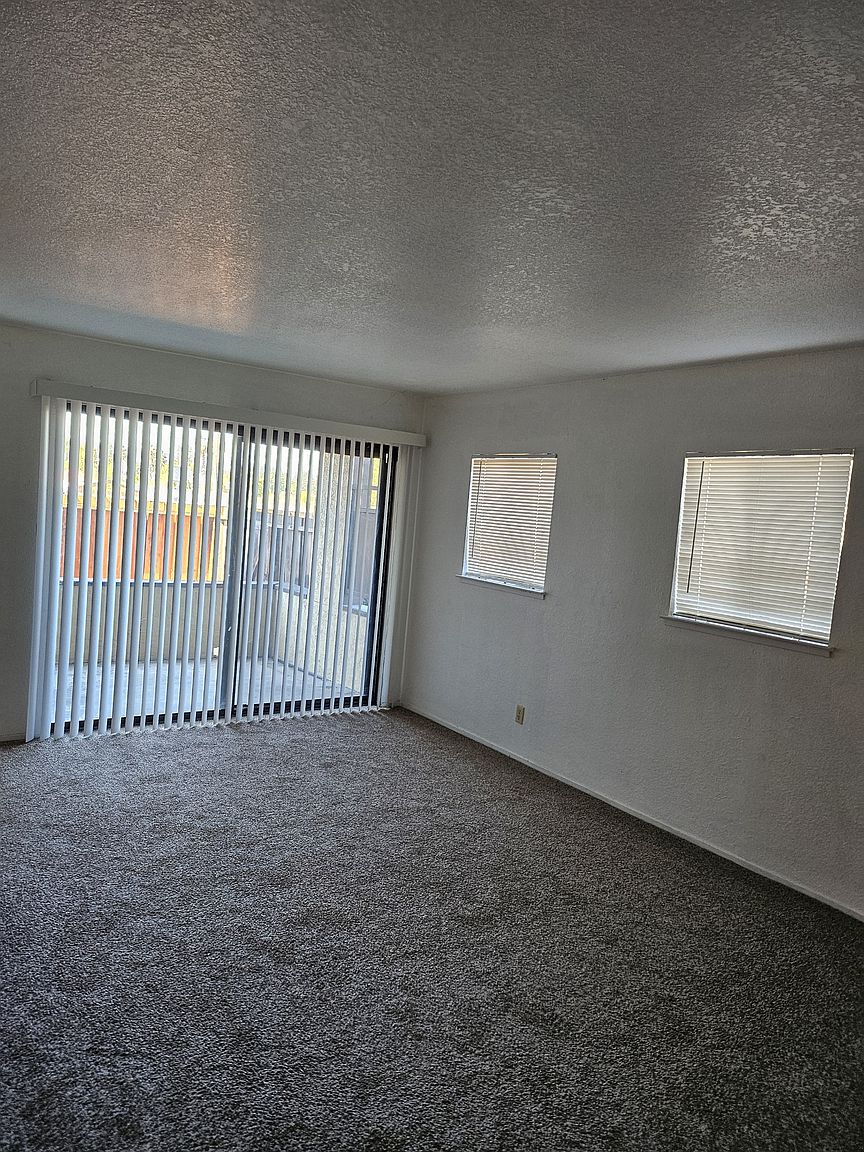 3690 Willow Pass Rd photo 4