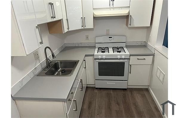 2354 Fruitvale Ave photo 3