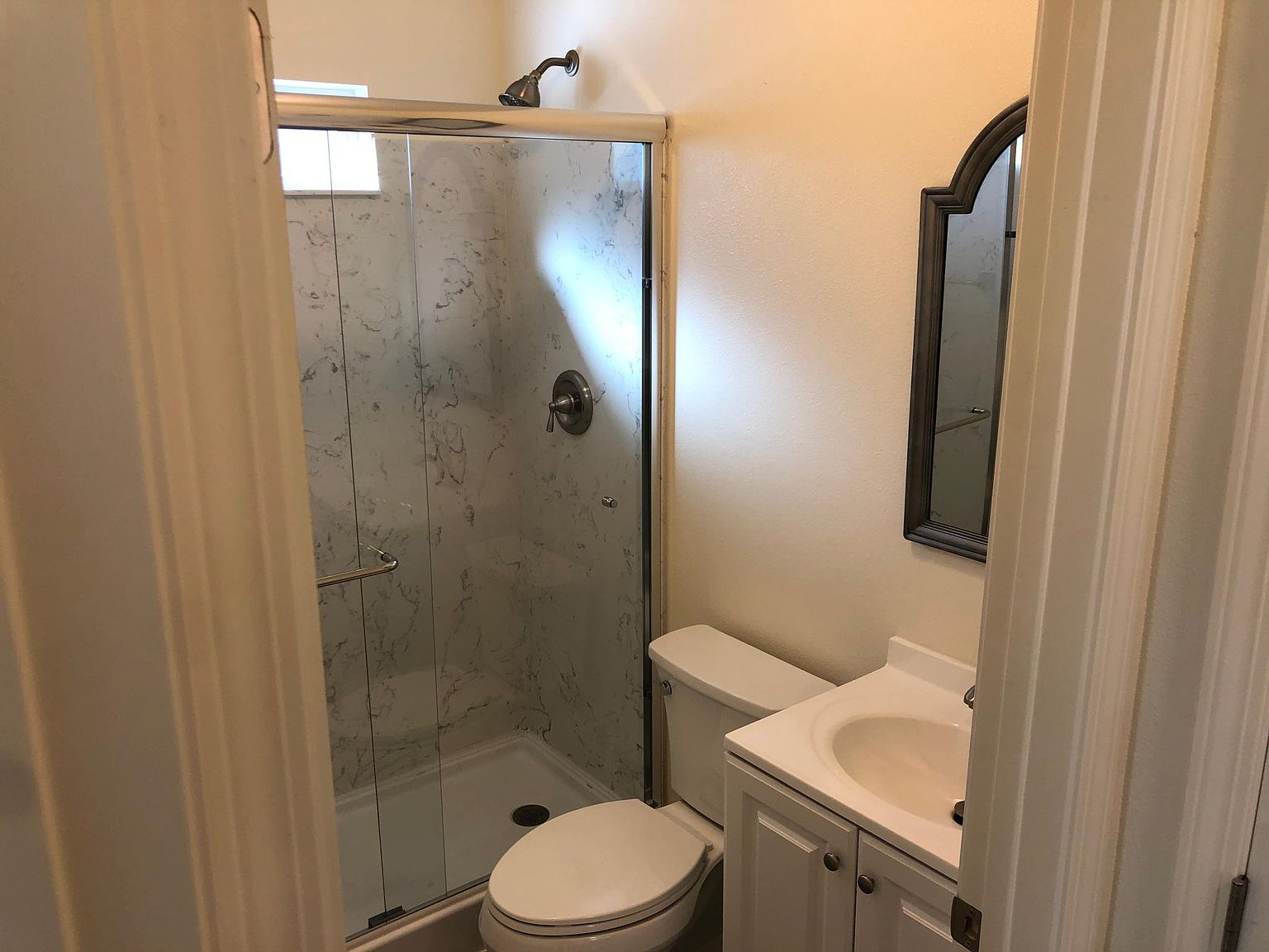 1493 Parker Ave photo 4