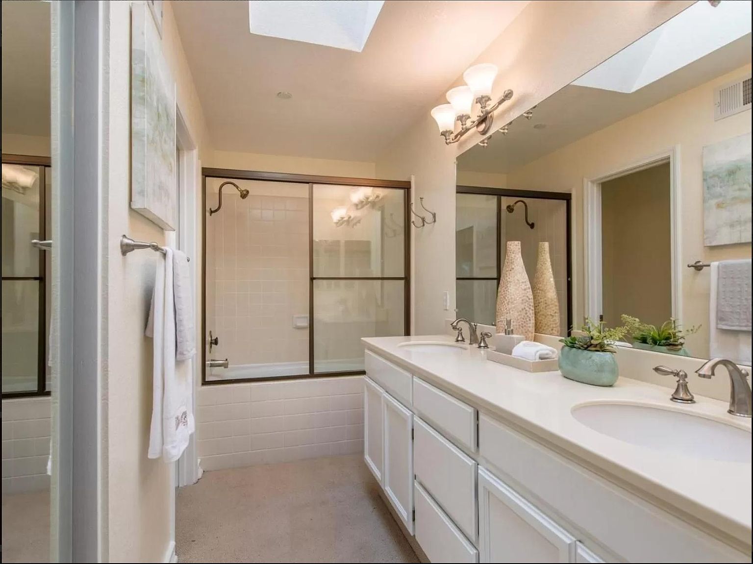 994 La Mesa Ter photo 5