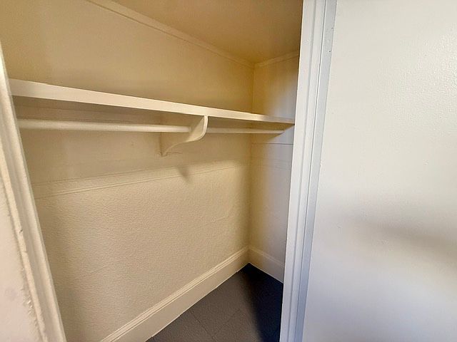 594 Valencia St photo 4