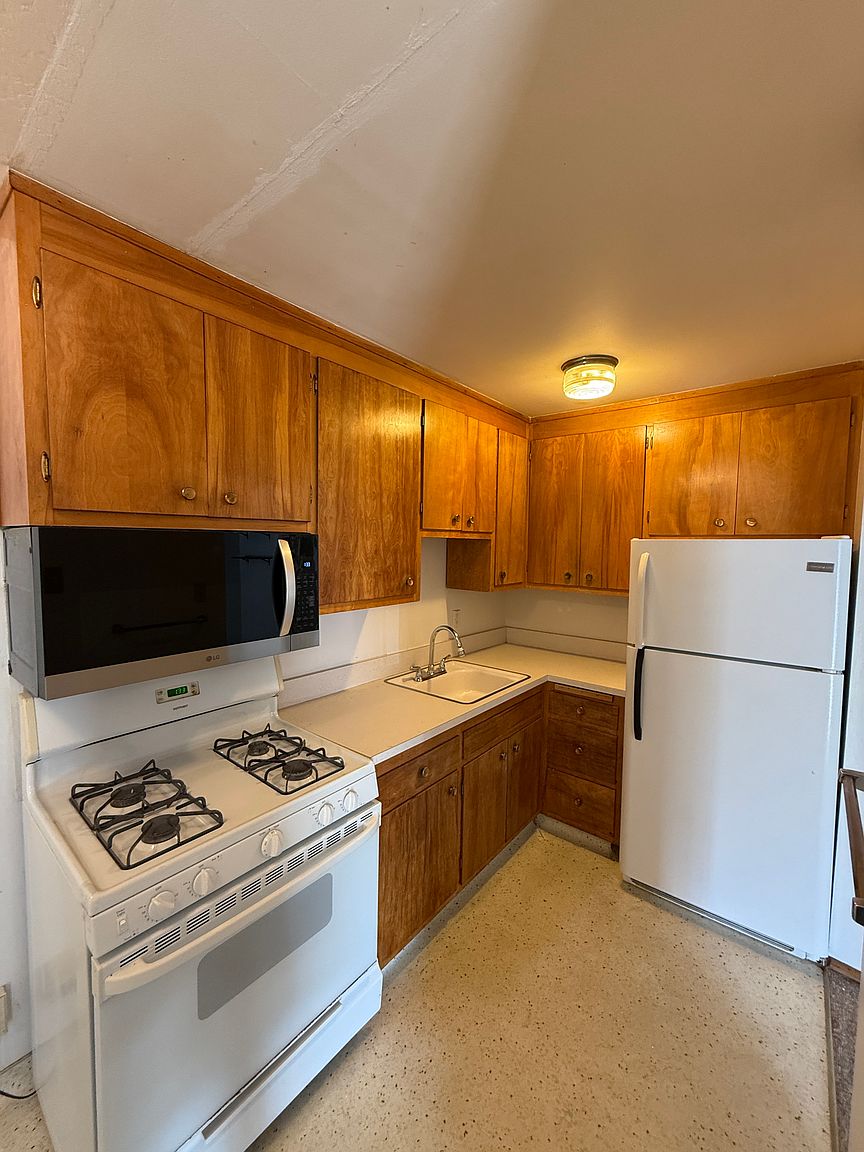 2017 Berkeley Way, Berkeley, CA 94704 photo 4