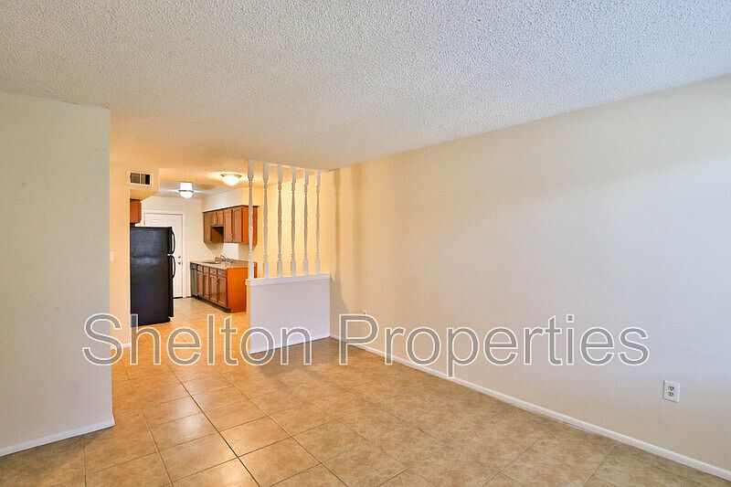 339 S Stapley Dr #106 photo 4