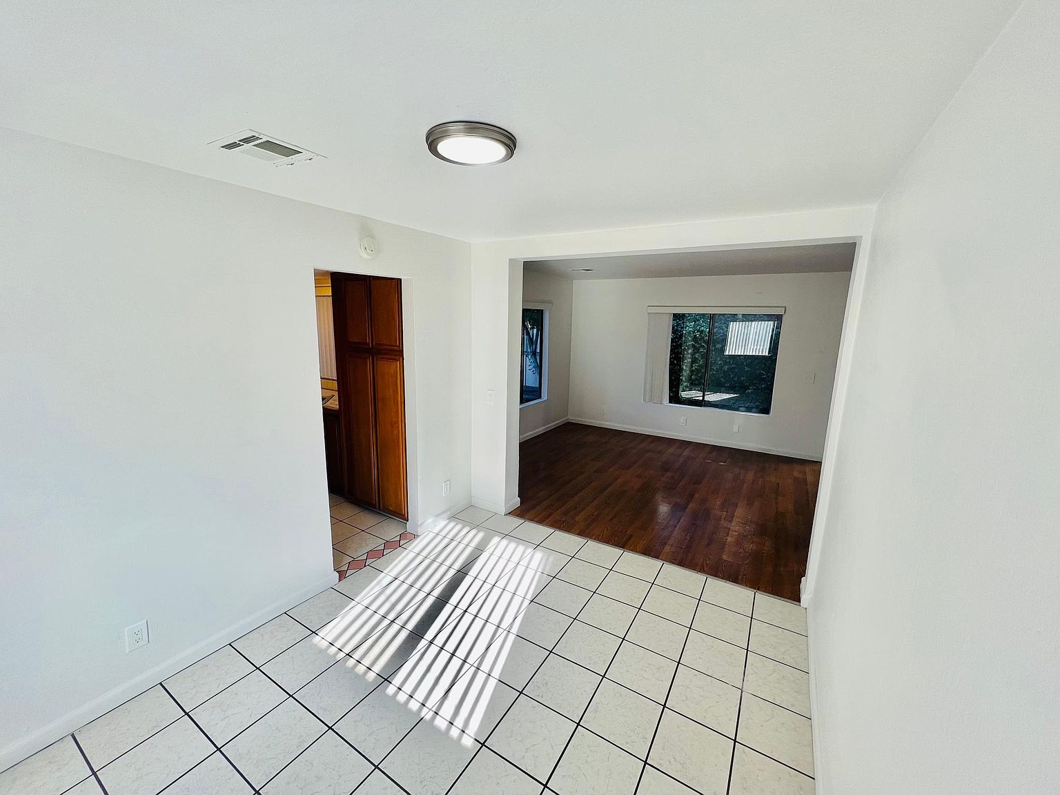 1640 23rd St photo 4