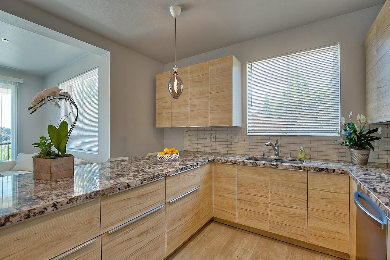 3720 Ash St photo 3