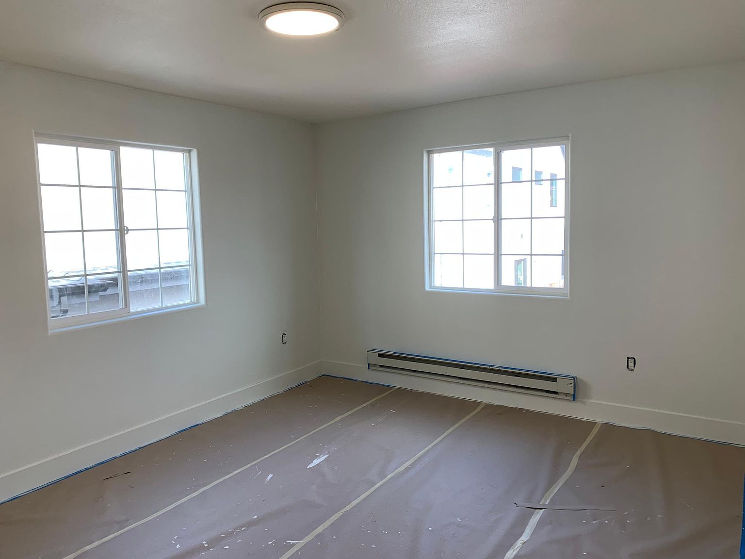 525 Parker Ave photo 4