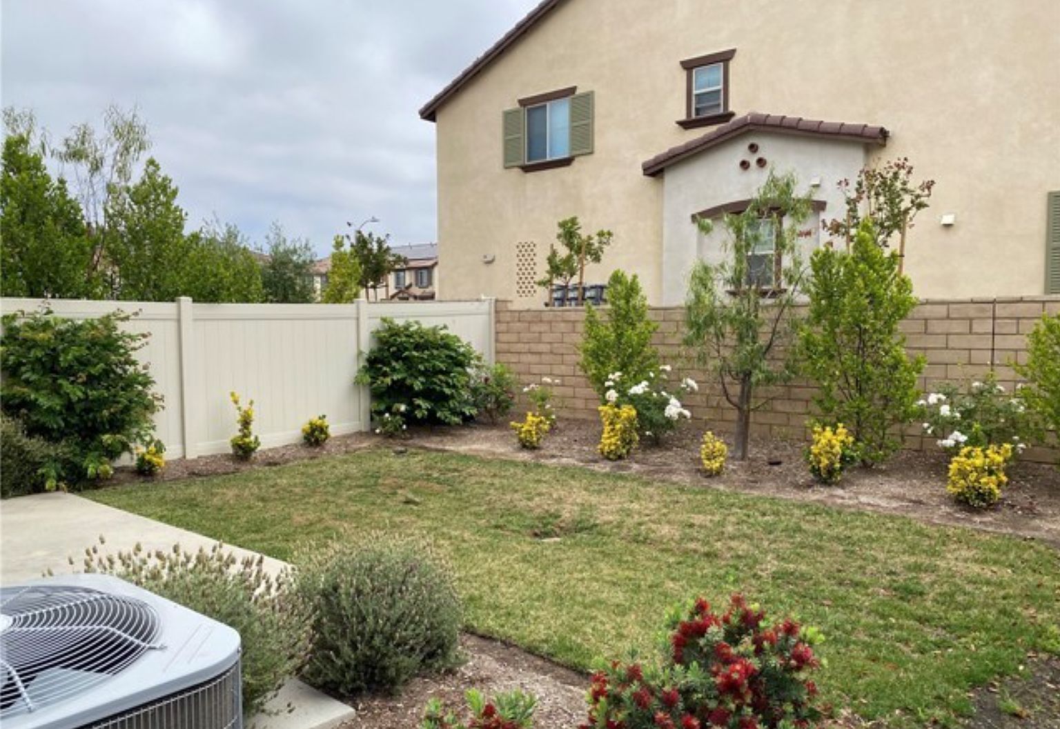 24172 Verin St photo 3